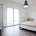 Pietra Di Mare Отель Бари