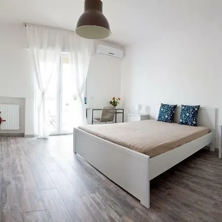 Pietra Di Mare Bed & Breakfast *