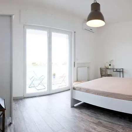 Pietra Di Mare Bed & Breakfast Bari